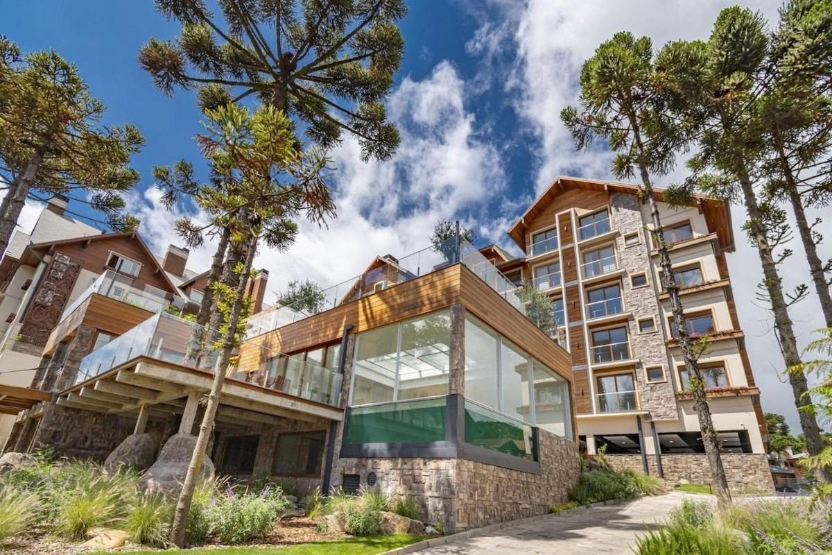 Rosa Edificio Bellagio Canela Com Infraestrutura Completa Lägenhet Exteriör bild