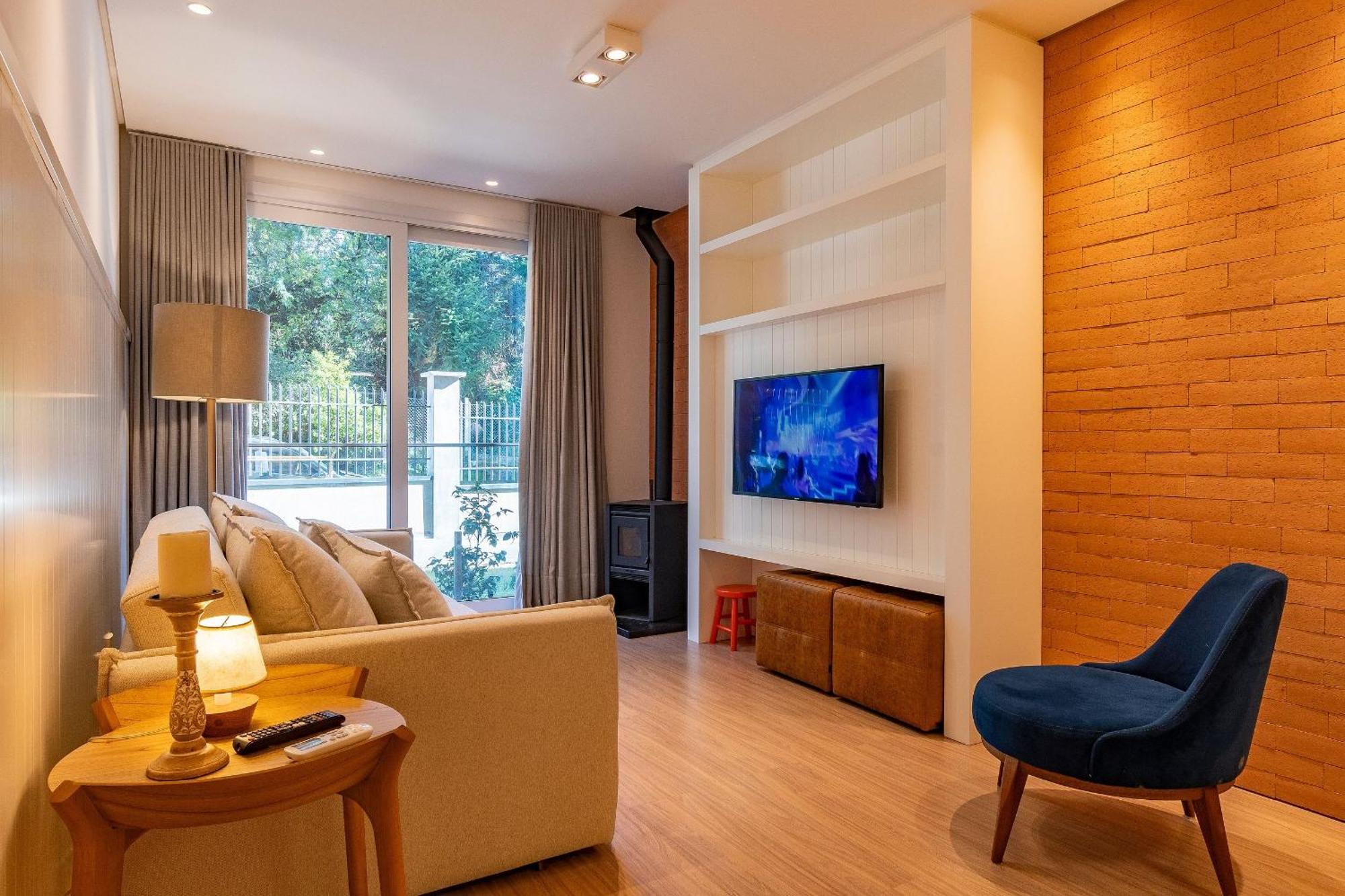Rosa Edificio Bellagio Canela Com Infraestrutura Completa Lägenhet Exteriör bild